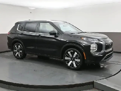 2025 Mitsubishi Outlander SEL SUNROOF NAVIGATION HEATED AND VE