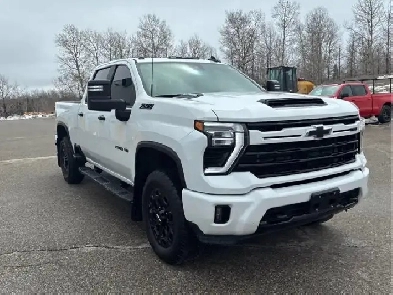 2024 Chevrolet Silverado 2500HD LT Crew 4X4  Diesel  Z71