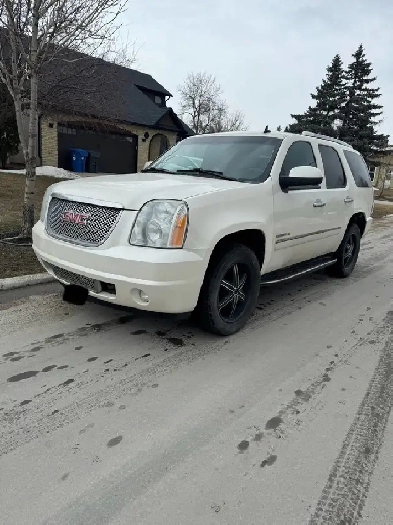 2012 GMC YUKON DENALI FRESH SAFETY 12250 OBO