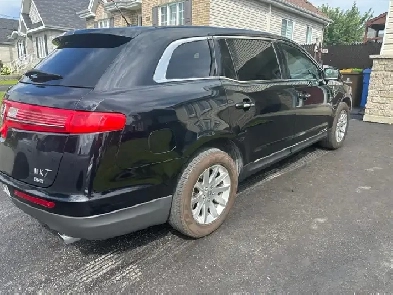 Lincoln MKT 37 V6