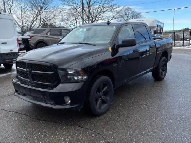 2022 Ram 1500 Classic 4X4  84 TOUCHSCREEN  CAMERA