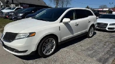 2014 Lincoln MKT