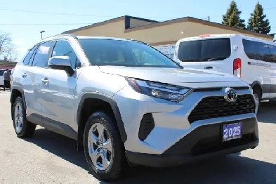 2025 Toyota RAV4 XLE AWD