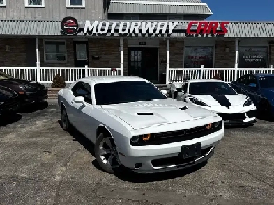 2015 Dodge Challenger 2dr Cpe SXT Image# 1
