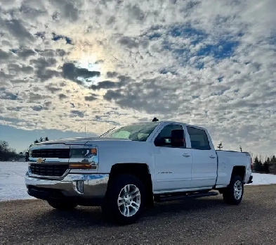 2018 Silverado Image# 1