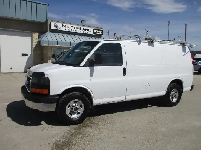 2015 GMC Savana Cargo Van RWD 2500 135