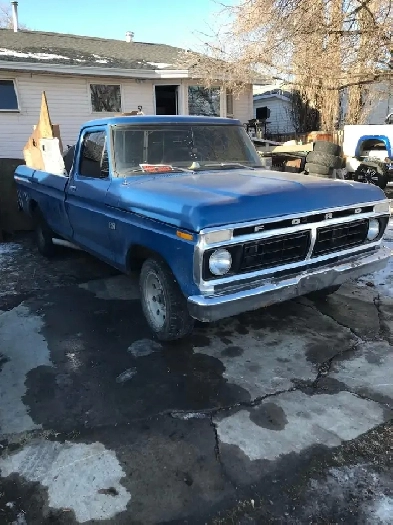 1976 Ford  250 camper special 390 Big block 4 speed