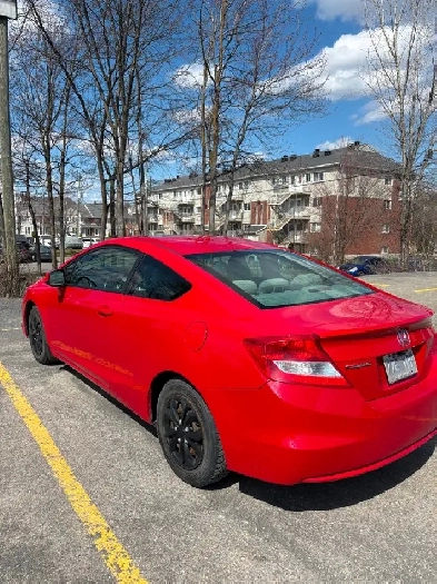 Honda Civic 2012  176 000km  8 49500
