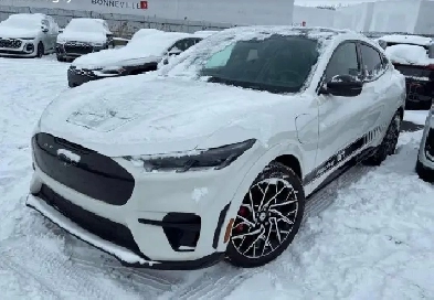 2022 Ford Mustang MachE GT Performance Edition AWD  Extended