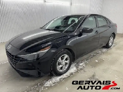 Hyundai Elantra Essential Mags Ac 2022  vendre