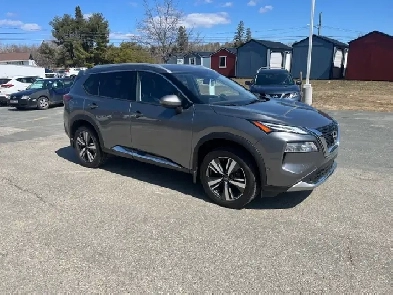 2023  Nissan rogue Platinum Image# 1