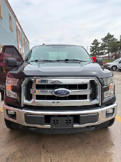 2017 Ford F150 XLT Super Cab 4x4  Certified  Clean Carfax