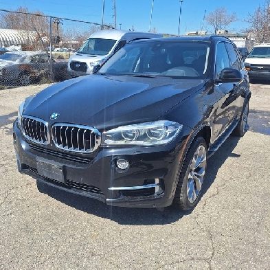 2014 BMW X5 xDrive50i  90000 KM ONLY