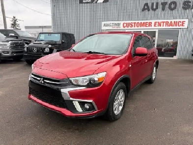 2019 Mitsubishi RVR SE AWD  NO ACCIDENTS