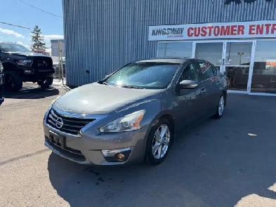 2015 Nissan Altima SL FWD  LEATHER LOADED