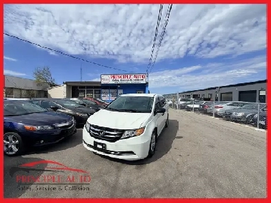 2014 Honda Odyssey SE 178KM 8 Passenger  CERTIFIEDWARRANTY