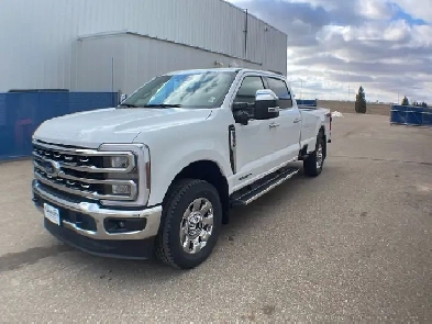 2026 Ford Super Duty F350 SRW Lariat FX4 618A