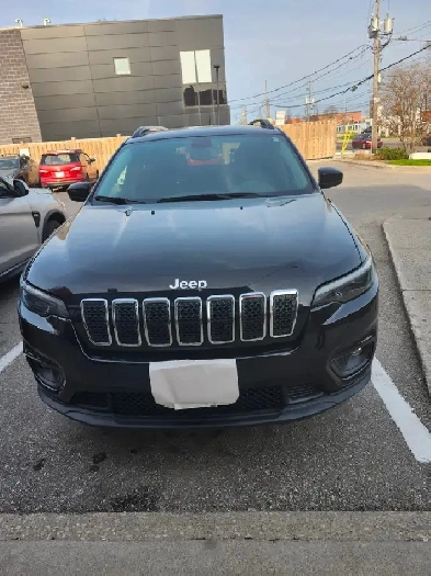 2022 Jeep Cherokee North ONE OWNER LADY DRIVEN