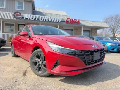 2022 Hyundai Elantra Preferred IVT
