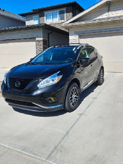 2017 Murano AWD 96000 km Image# 1