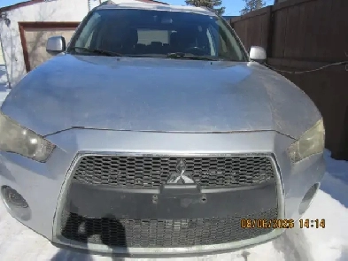 2011 Mitsubishi Outlander ES SAFTIED