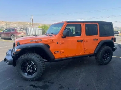2025 Jeep Wrangler Sport WOW, DEMO WILLY'S WRANGLER, SAVE THO... Image# 1
