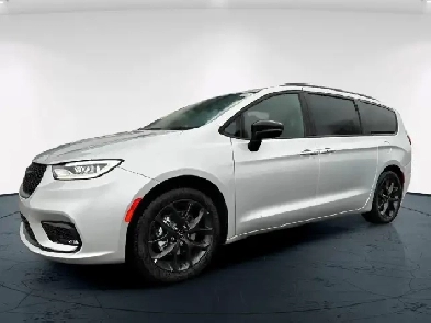 2024 Chrysler Pacifica Touring-L SAVE THOUSANDS!!!! DEMO P... Image# 1