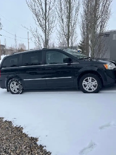 2017 Dodge Grand Caravan Crew