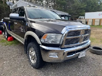 2011 Dodge ram 2500 heavy duty Cummins turbo diesel