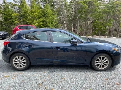 2014 Mazda 3 GS Hatchback Image# 1