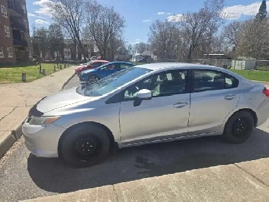 2012 Hoda Civic Lx 4dr Manual 5 speed 206106km