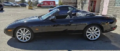 2004 Jaguar XK8 4.2 Image# 1