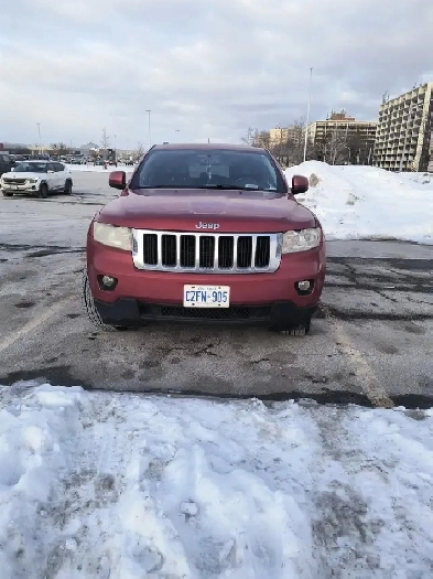 Jeep Grand Cherokee Laredo Image# 1