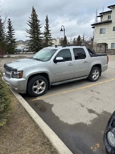 2010 Avalanche Image# 1