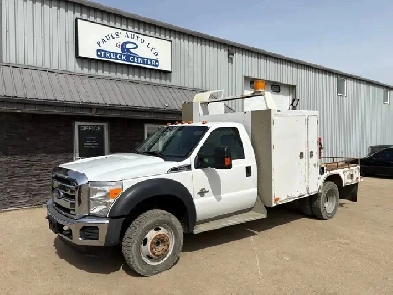 2015 Ford F-550 Reg Cab Service Body 4X4 XLT 6.7L - Clean Title Image# 1