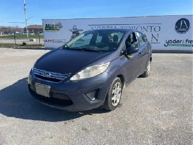2013 Ford Fiesta Image# 1