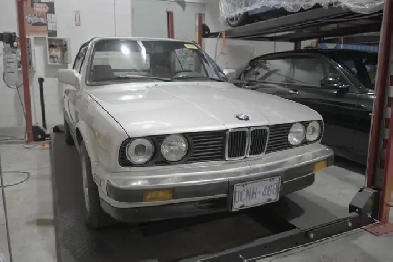 1989 BMW 3 Series Image# 1