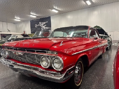 1961 Chevrolet Impala Bubble Top Image# 1