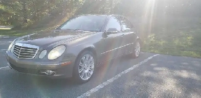 2007 Mercedes Benz E350 4MATIC Image# 1