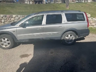 2002 Volvo XC70 Image# 1