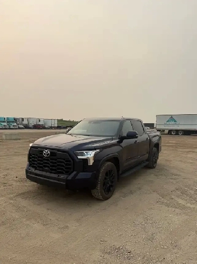 2022 Toyota Tundra SR5 – BRAND NEW ENGINE (May 25) – Leather Image# 1
