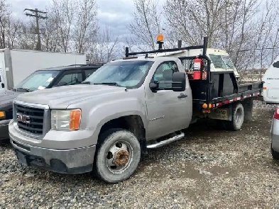 2009 GMC Sierra 3500 Flat deck Work truck ~ SAFETIED Image# 1