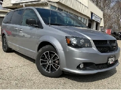 2019 Dodge Grand Caravan SXT - ALLOYS! BACK-UP CAM! DVD! STOW N Image# 1