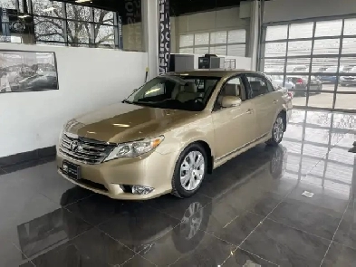 2011 Toyota Avalon XLS Image# 1