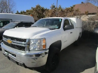 Chevrolet Silverado 2500HD 4WD Ext Cab 144.2'silverado hd 2500 b Image# 1