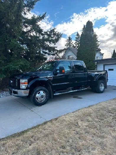 2008 Ford F-350 Diesel Dually – 113,000 KM – One Owner Image# 1