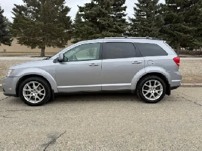 2015 Dodge Journey R/T. CROSS PKG AWD - 3RD ROW 7 SEATS - DVD Image# 1