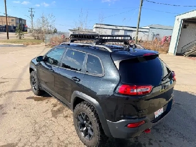 2015 Jeep Cherokee Trailhawk Image# 1
