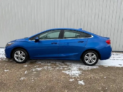 2017 Chevrolet Cruze LT Turbo
