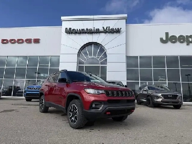 2024 Jeep Compass Trailhawk Image# 1